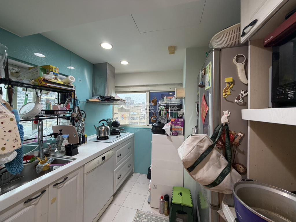 高樓美景兩房車位房屋室內格局與周邊環境