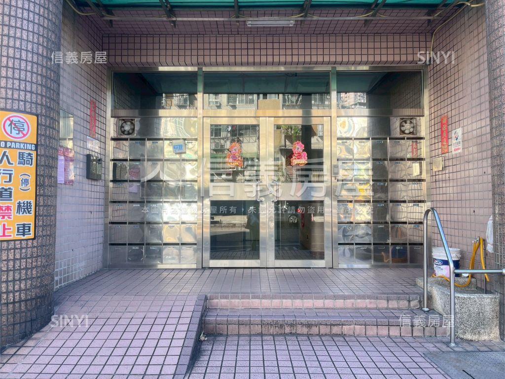 再興中小學綠景電梯小套房房屋室內格局與周邊環境