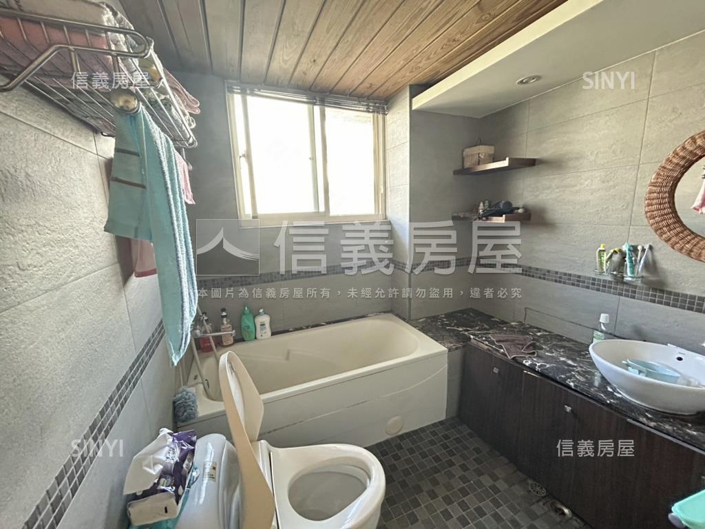 雙敦台視家園電梯四房房屋室內格局與周邊環境