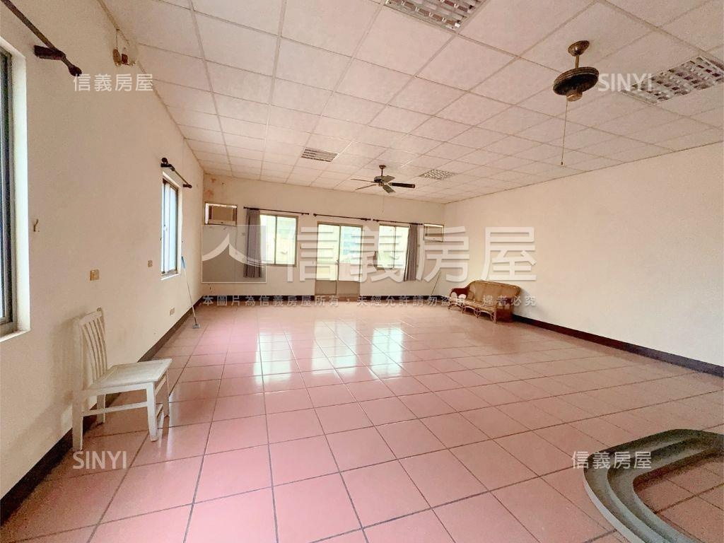 竹北｜臨路｜角間透店房屋室內格局與周邊環境