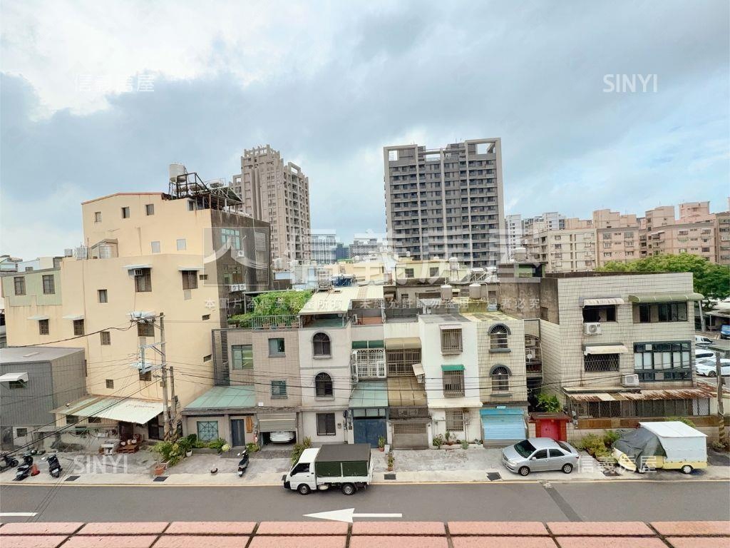 竹北｜臨路｜角間透店房屋室內格局與周邊環境