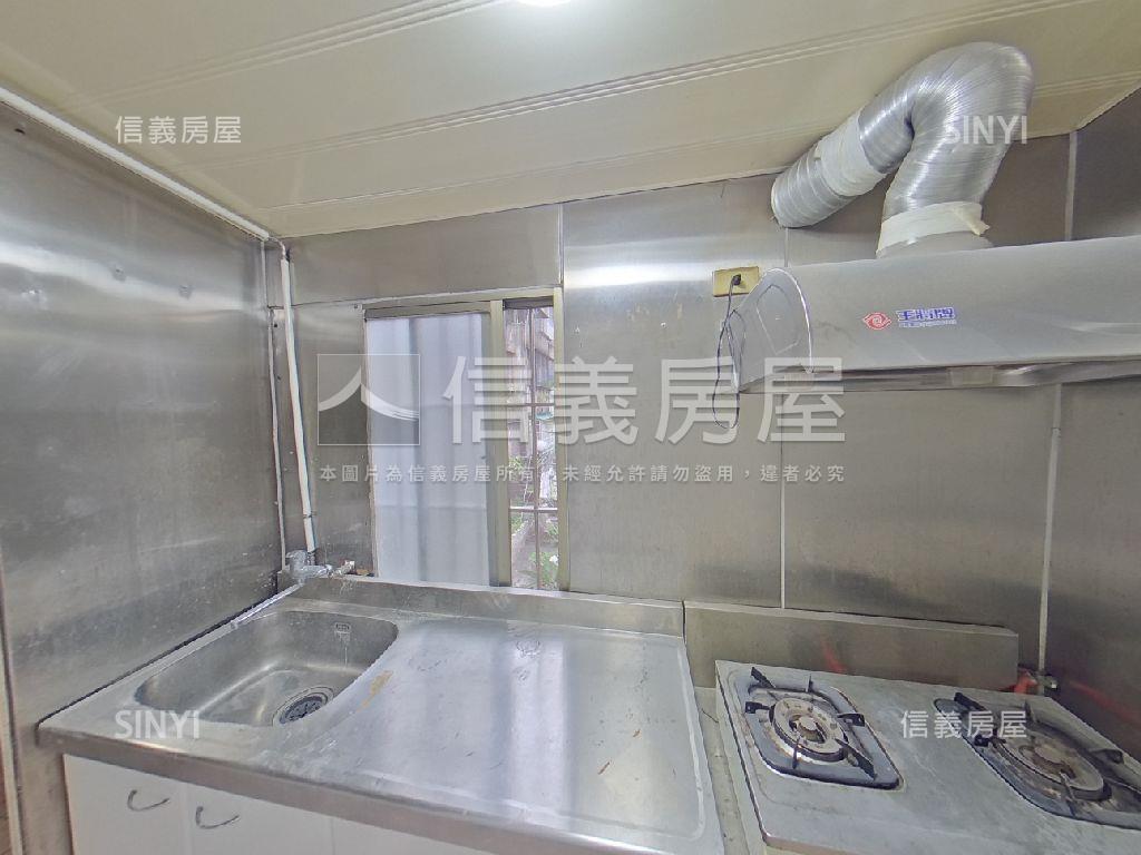 商業地公寓三房房屋室內格局與周邊環境