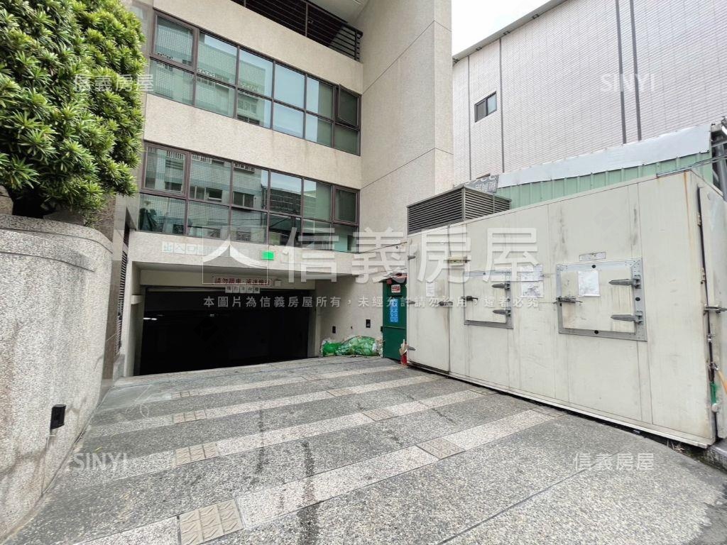 代官山大空間社區別墅房屋室內格局與周邊環境