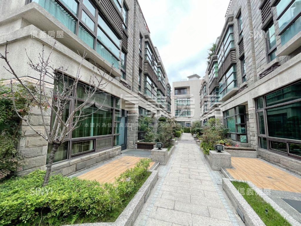 代官山大空間社區別墅房屋室內格局與周邊環境