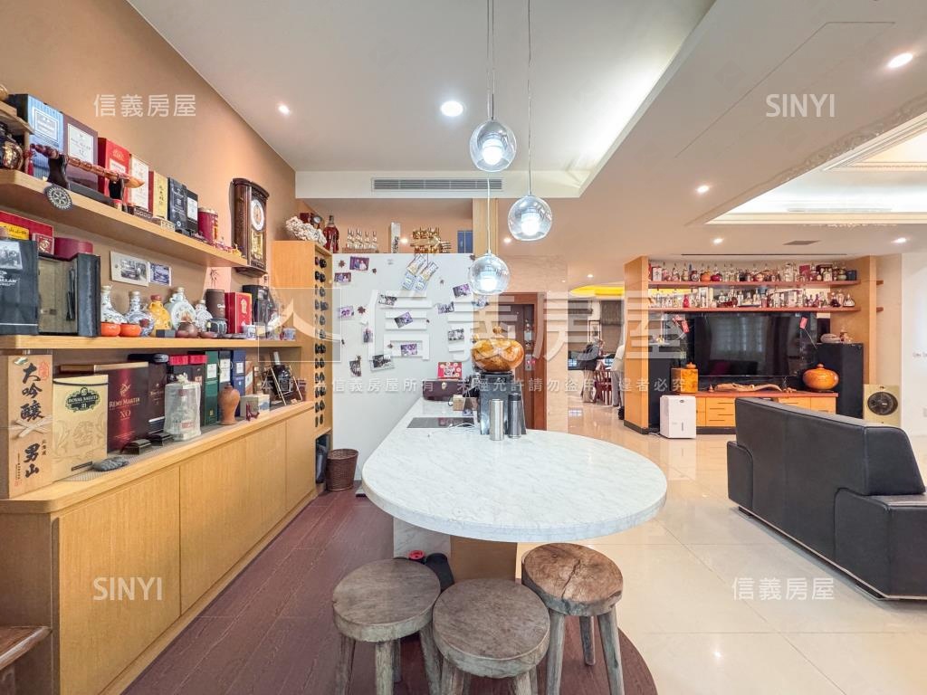 芎林社區型電梯大透天房屋室內格局與周邊環境