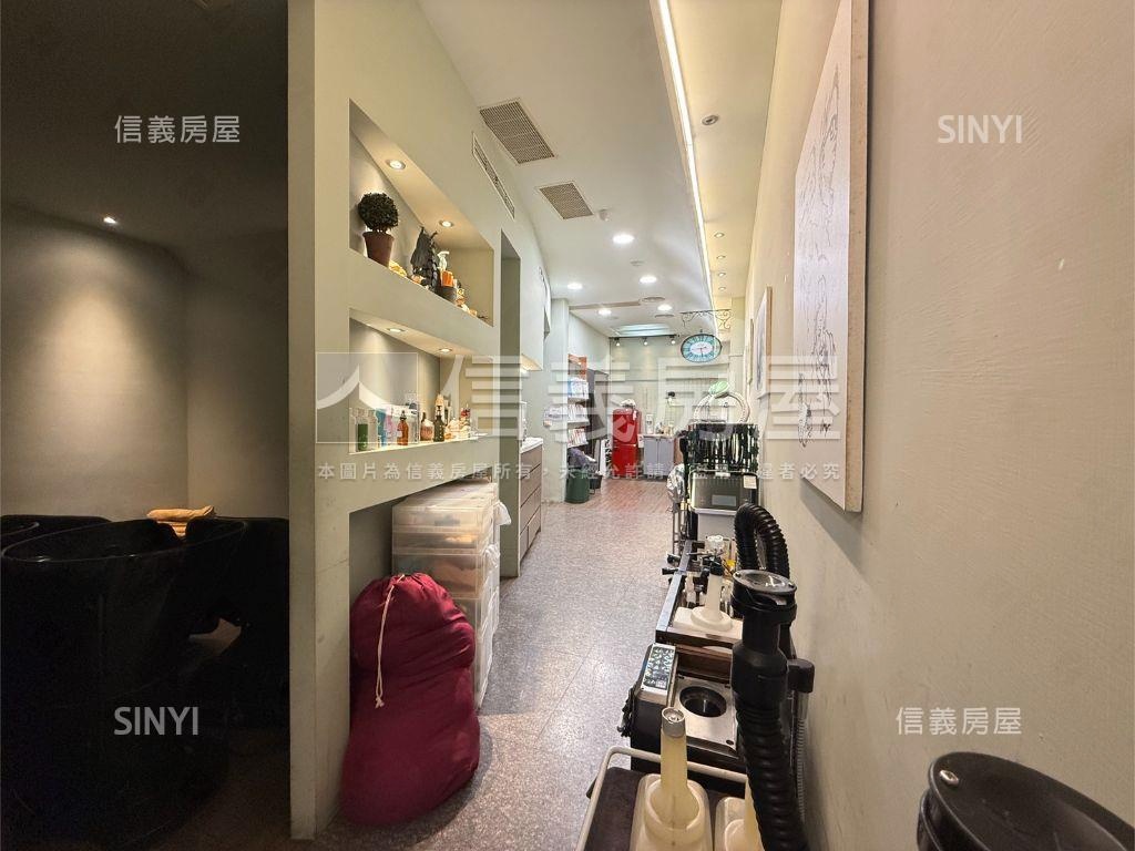 自由大道️資產金鋪王房屋室內格局與周邊環境