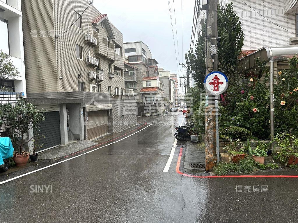 近文化國小美別墅房屋室內格局與周邊環境