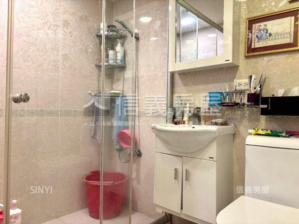 近信義安和正面公園大戶房屋室內格局與周邊環境