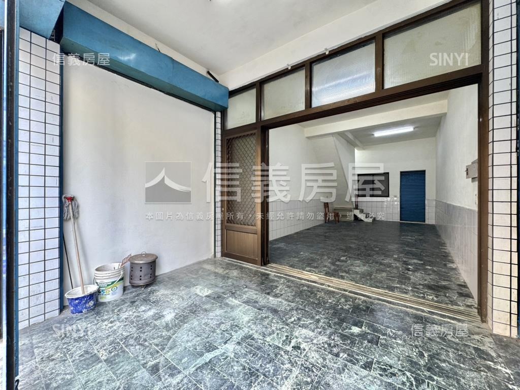 五甲近未來黃線機能佳美透房屋室內格局與周邊環境