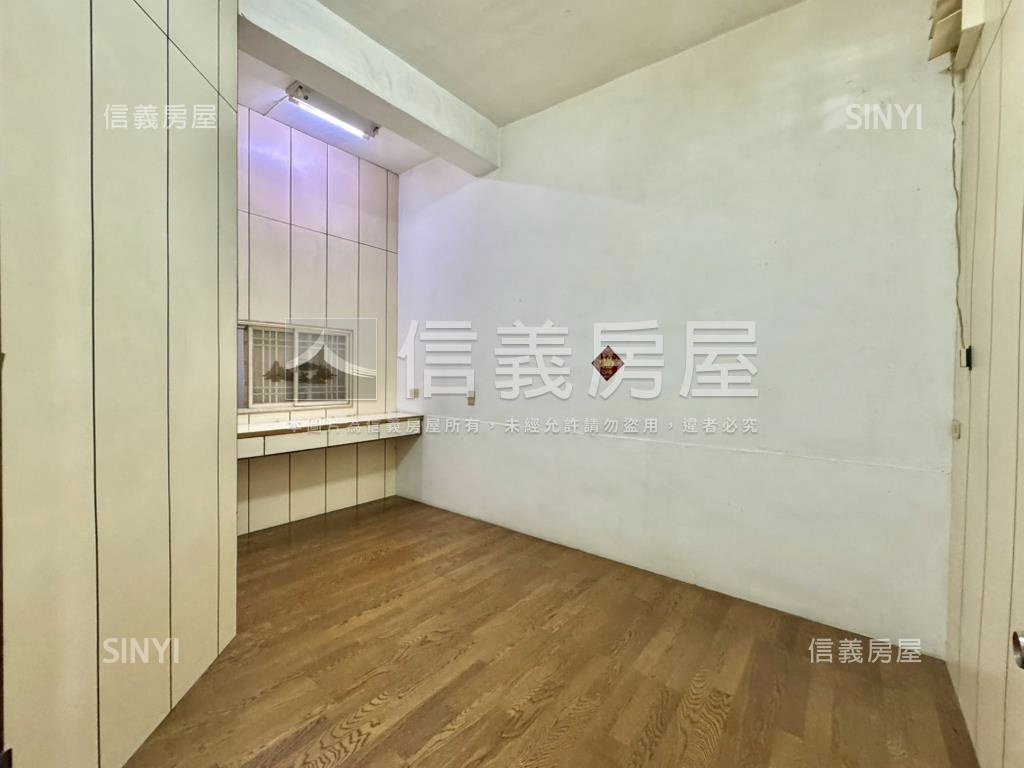 五甲近未來黃線機能佳美透房屋室內格局與周邊環境