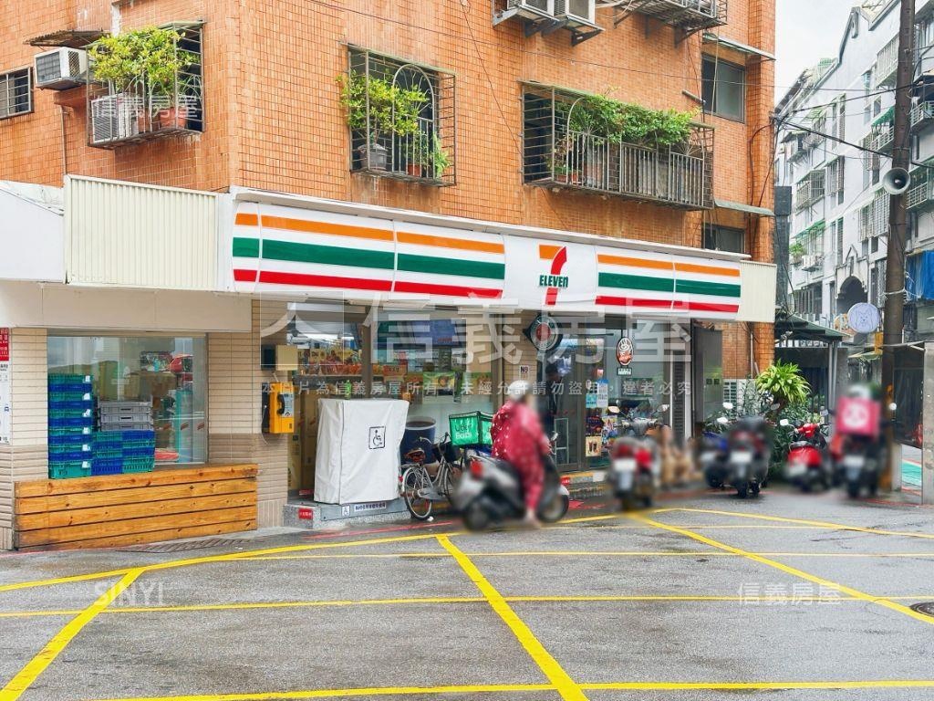 信義獨戶採光美妝三房房屋室內格局與周邊環境
