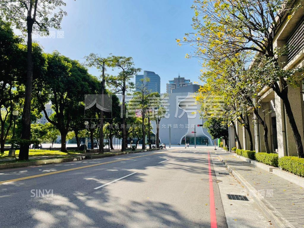 七期愛悅２２Ａ５三房平車房屋室內格局與周邊環境