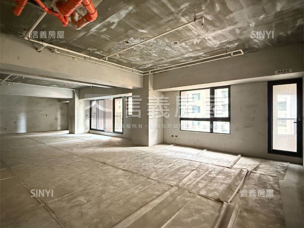 溫莎堡鼓山奢境公爵邸房屋室內格局與周邊環境
