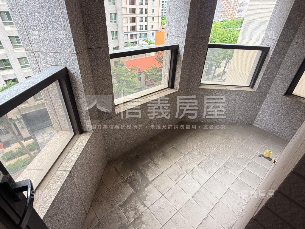 溫莎堡鼓山奢境公爵邸房屋室內格局與周邊環境