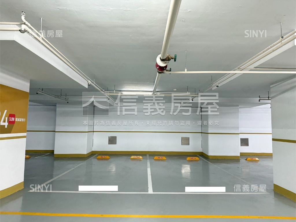 溫莎堡鼓山奢境公爵邸房屋室內格局與周邊環境