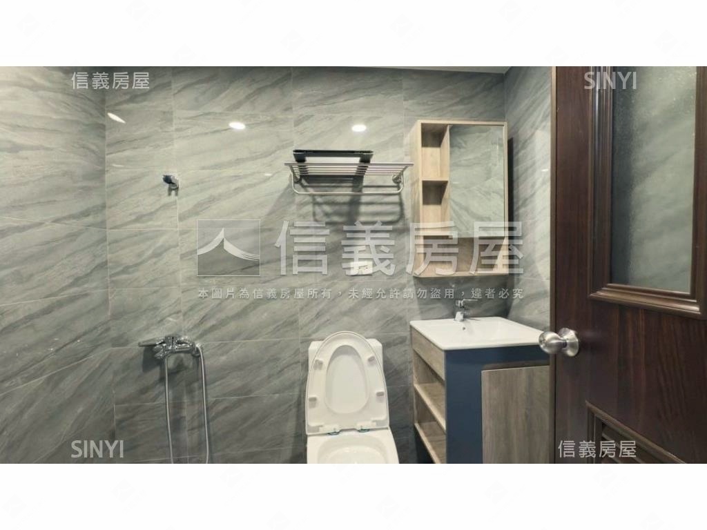 興大２樓公寓時尚三房房屋室內格局與周邊環境