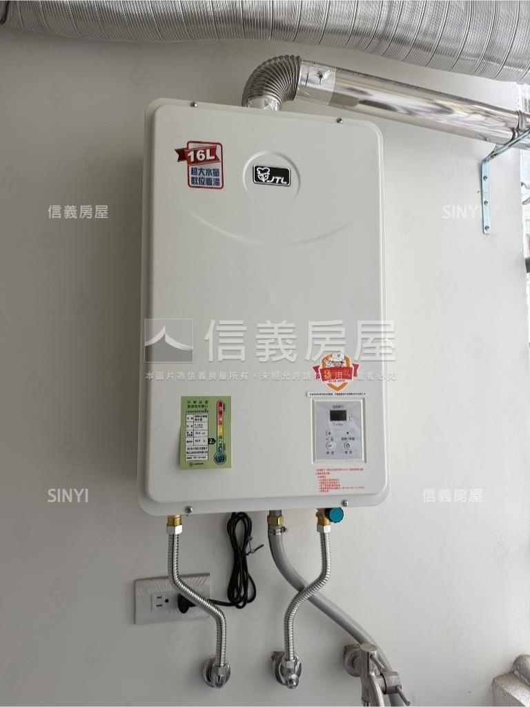 興大２樓公寓時尚三房房屋室內格局與周邊環境