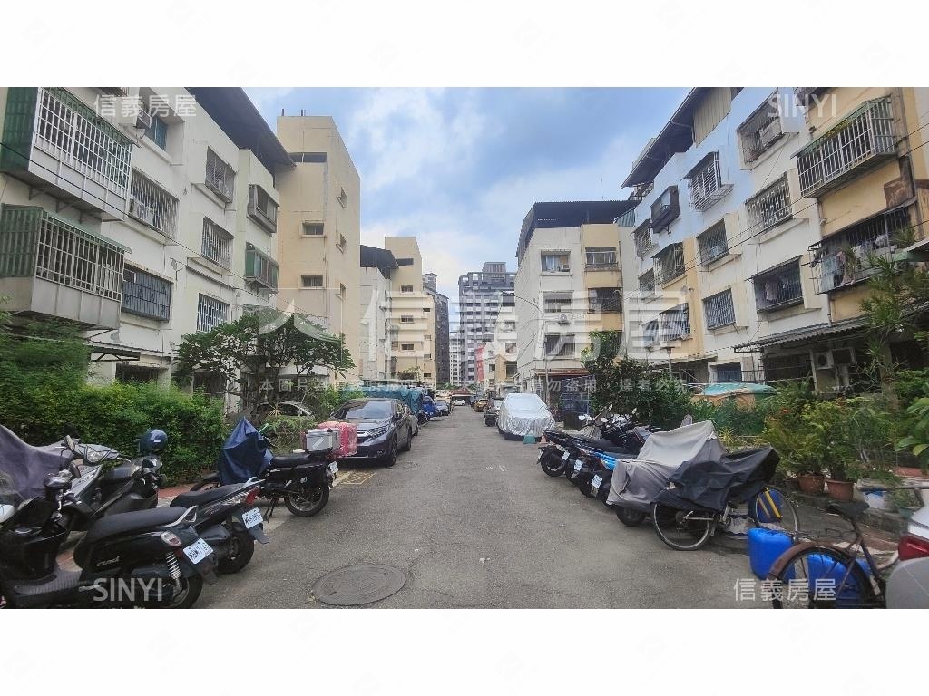 興大２樓公寓時尚三房房屋室內格局與周邊環境