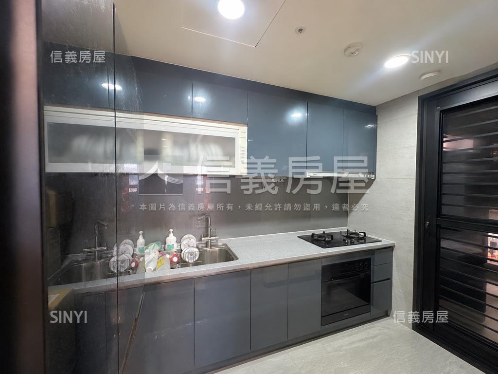 冠德天晴兩房車位房屋室內格局與周邊環境