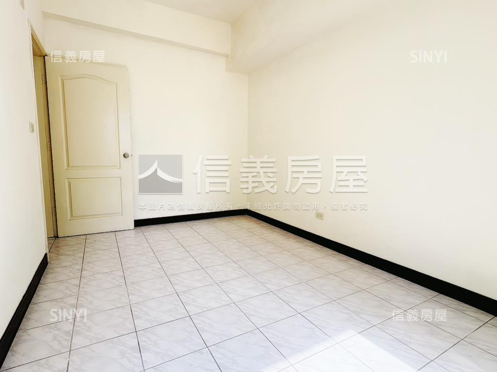 中科大三房平車房屋室內格局與周邊環境