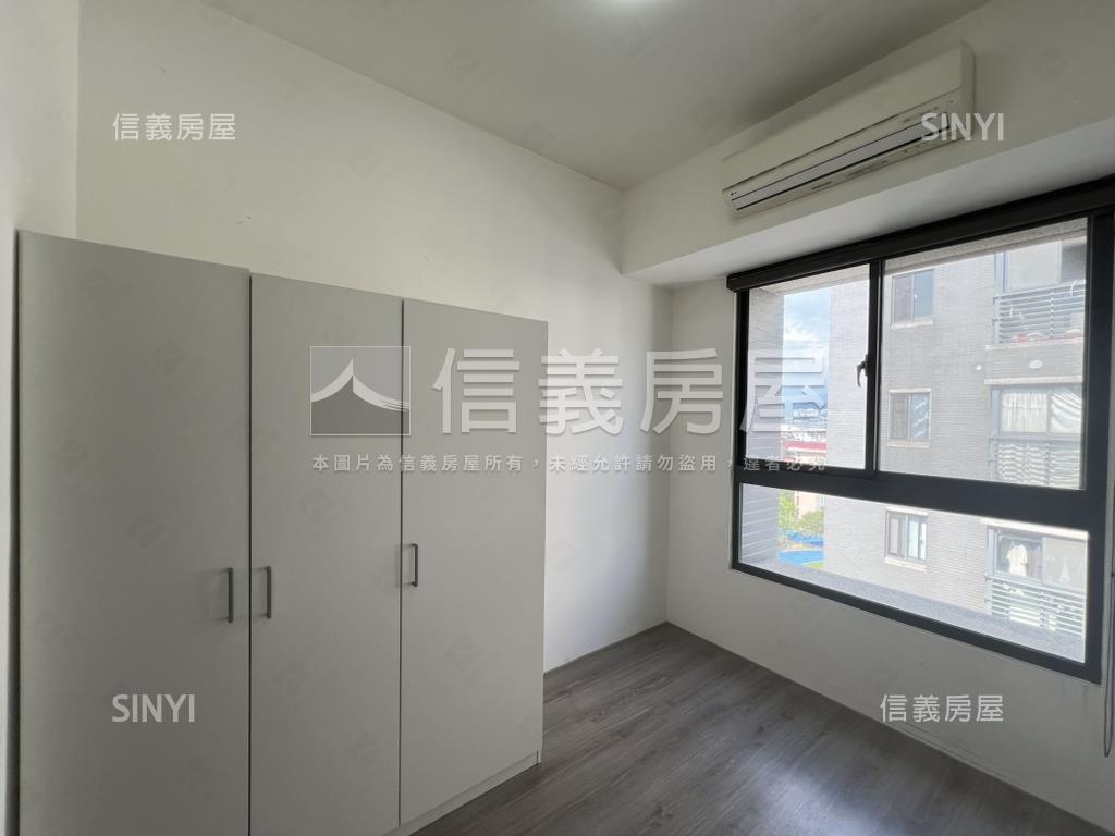 佛羅里達兩房車位。大器房屋室內格局與周邊環境