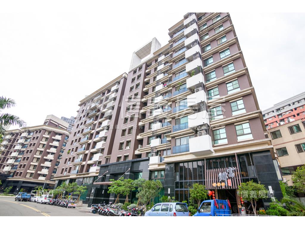 布拉格漂亮二改一房附平車房屋室內格局與周邊環境