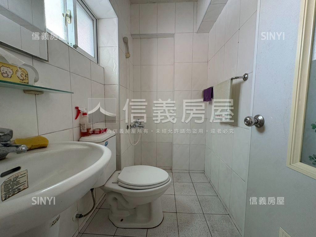 ️仁東街店面透天房屋室內格局與周邊環境