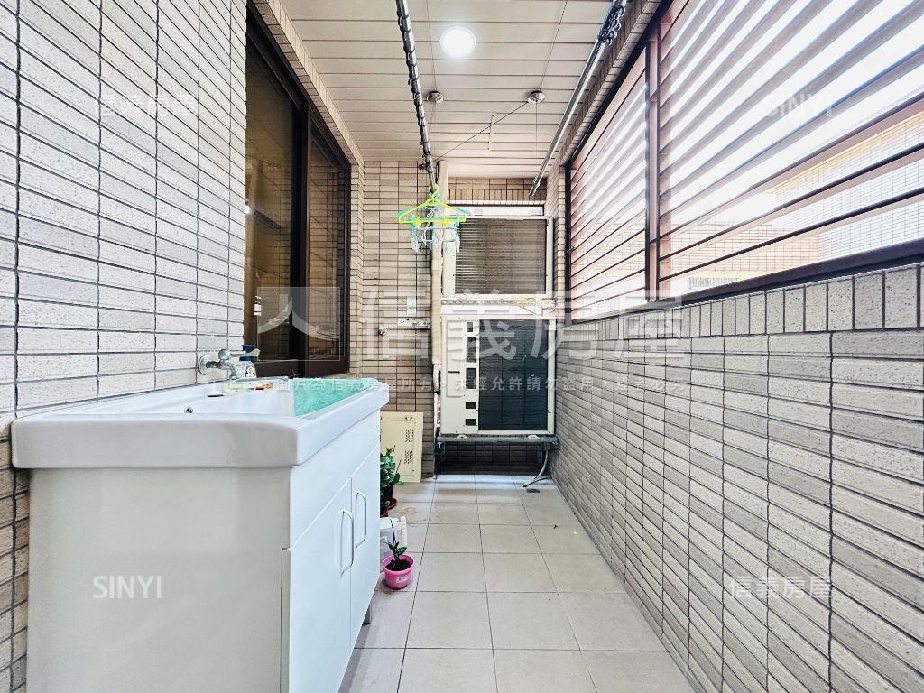 三重重陽重劃區高樓雙坡平房屋室內格局與周邊環境