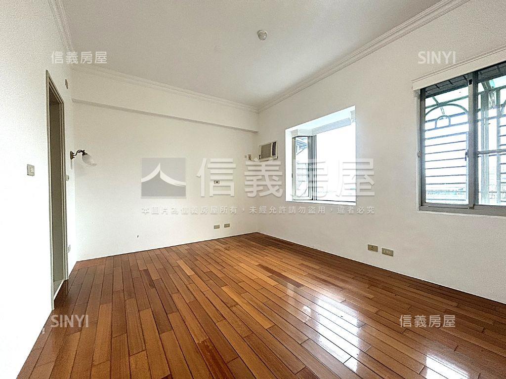 成功大第高樓採光平面車位房屋室內格局與周邊環境