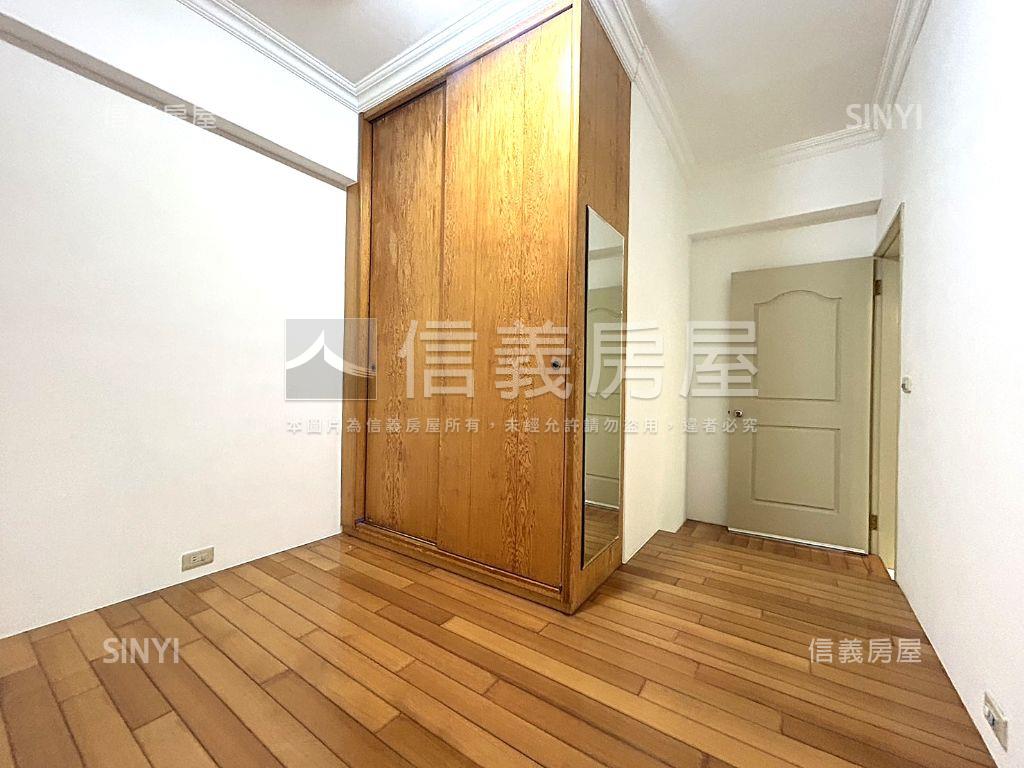 成功大第高樓採光平面車位房屋室內格局與周邊環境