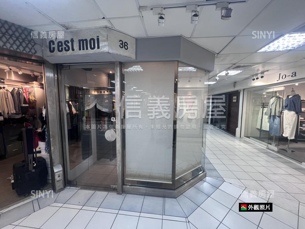 頂好名店城黃金小店面房屋室內格局與周邊環境