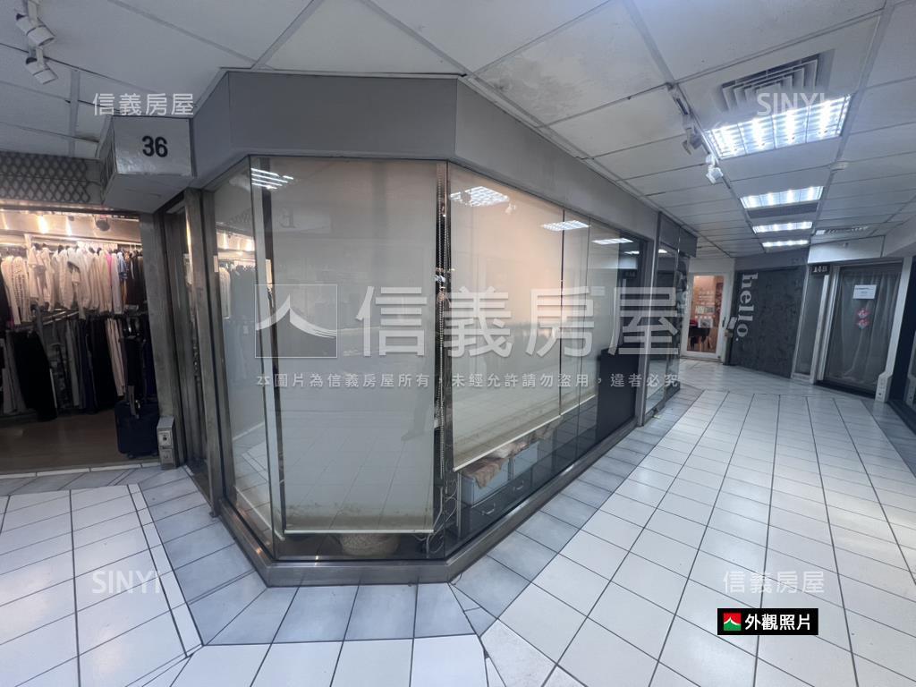 頂好名店城黃金小店面房屋室內格局與周邊環境