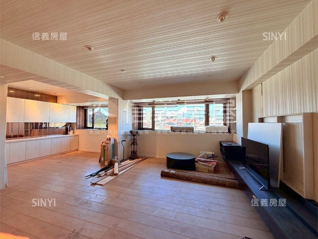 東區高樓美廈頂加大空間房屋室內格局與周邊環境