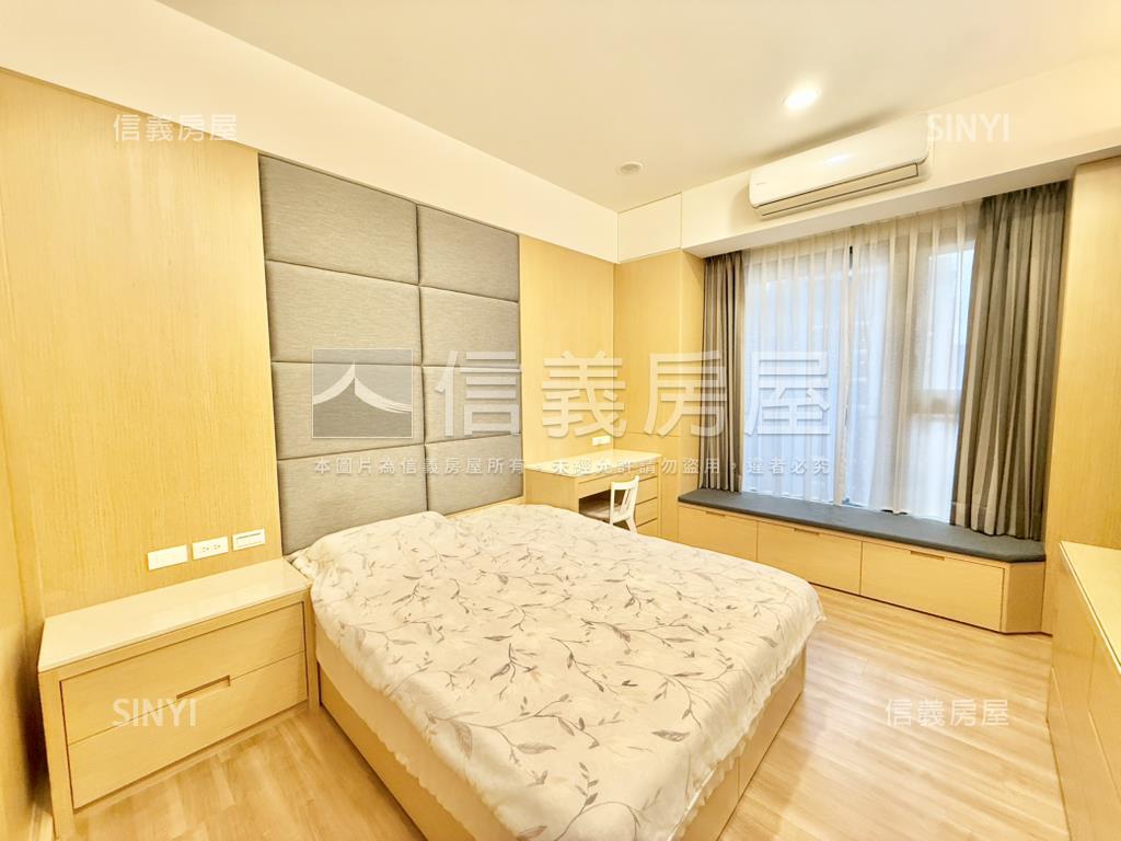 東方之星西南採光大三房房屋室內格局與周邊環境