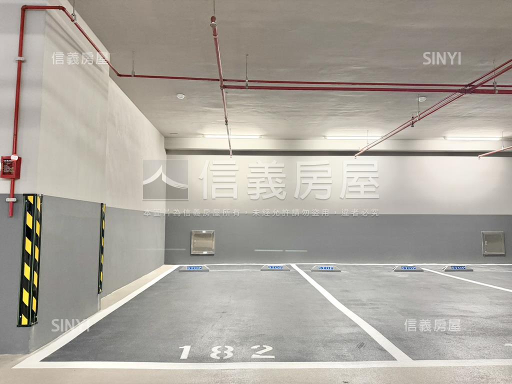 禾川琚稀有河景三房房屋室內格局與周邊環境