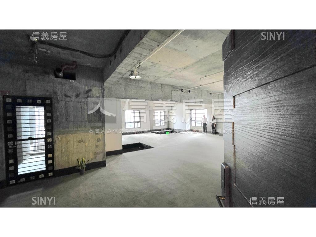 親家雲硯附三車位房屋室內格局與周邊環境