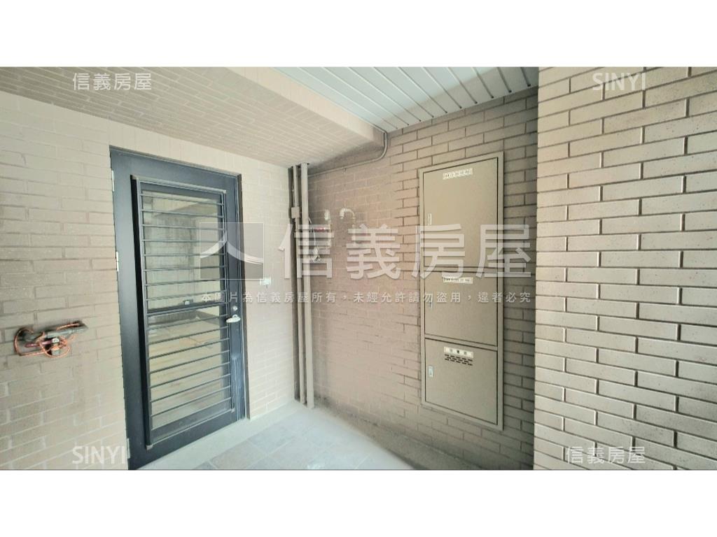 親家雲硯附三車位房屋室內格局與周邊環境