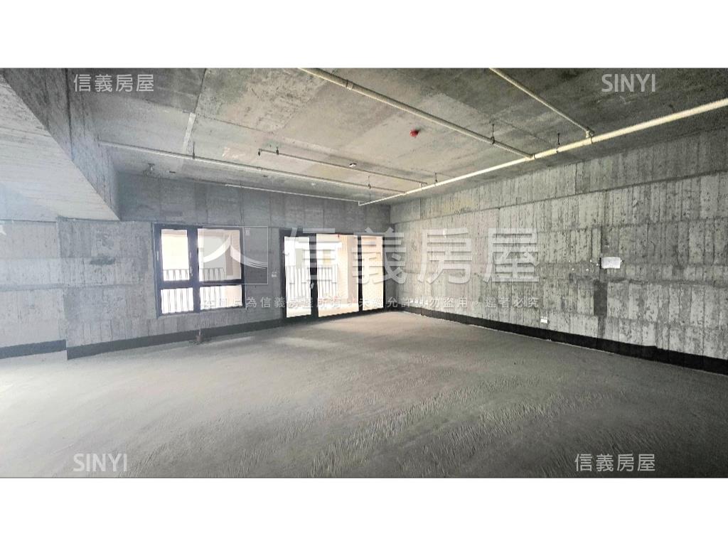 親家雲硯附三車位房屋室內格局與周邊環境