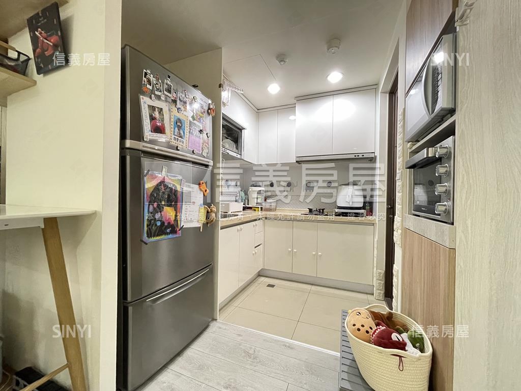 稀有源峰淳境高樓四面採光房屋室內格局與周邊環境