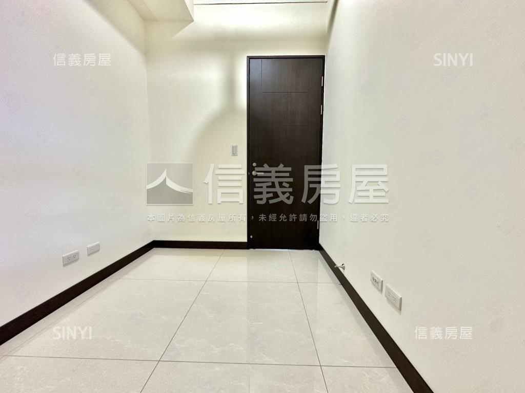 晴川高樓層稀有釋出房屋室內格局與周邊環境