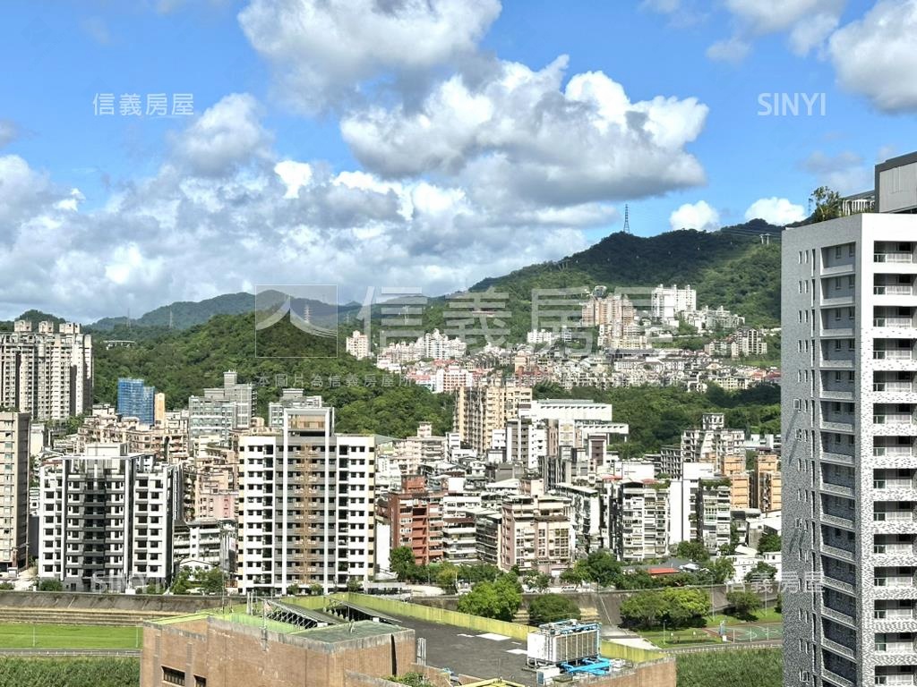 晴川高樓層稀有釋出房屋室內格局與周邊環境