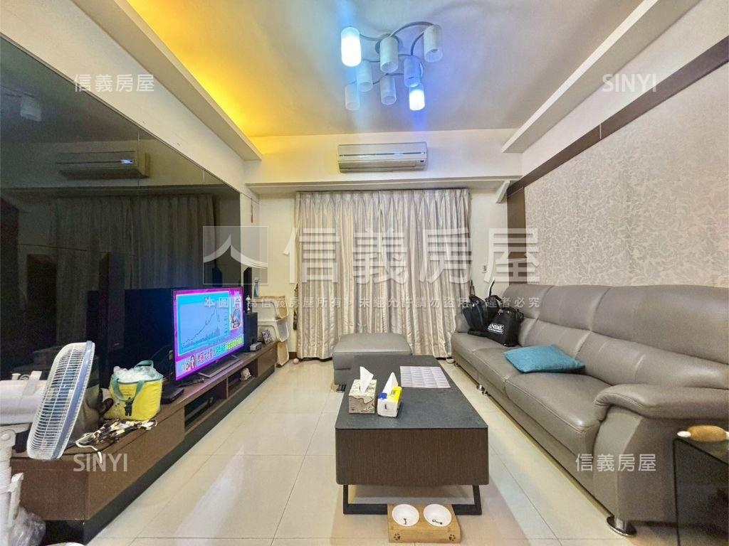 美術館三房車位房屋室內格局與周邊環境