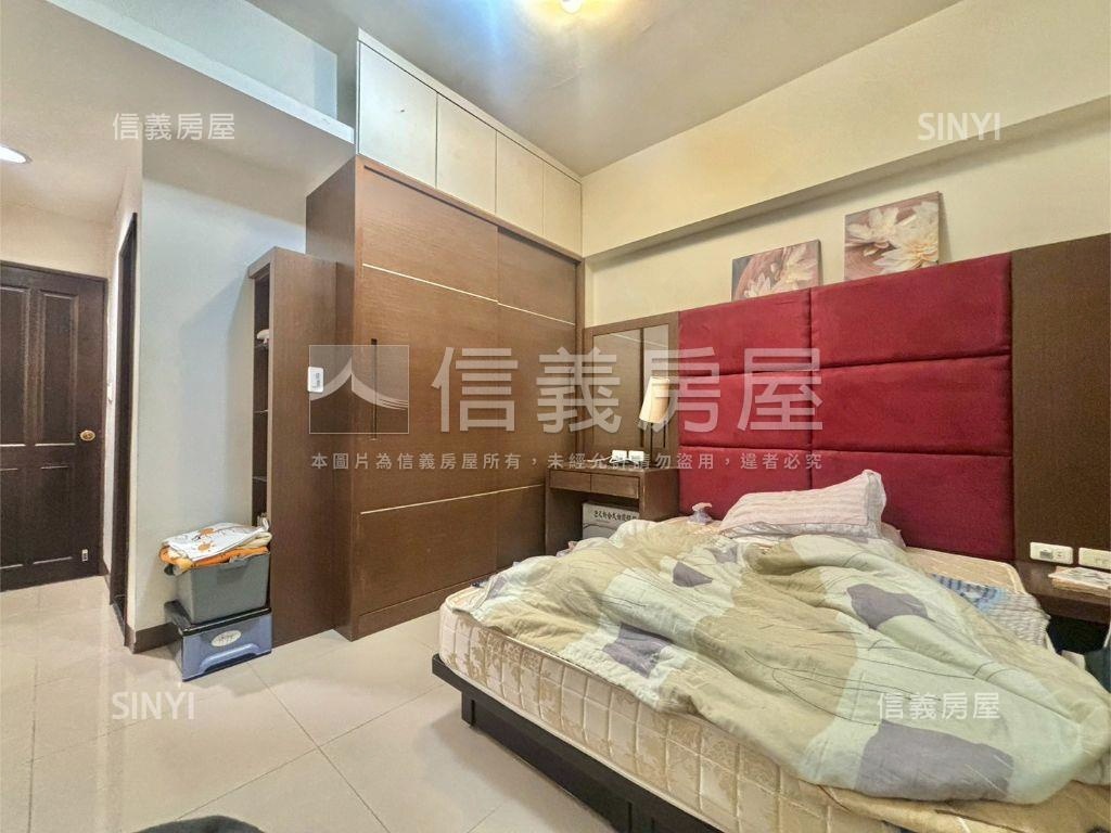 美術館三房車位房屋室內格局與周邊環境