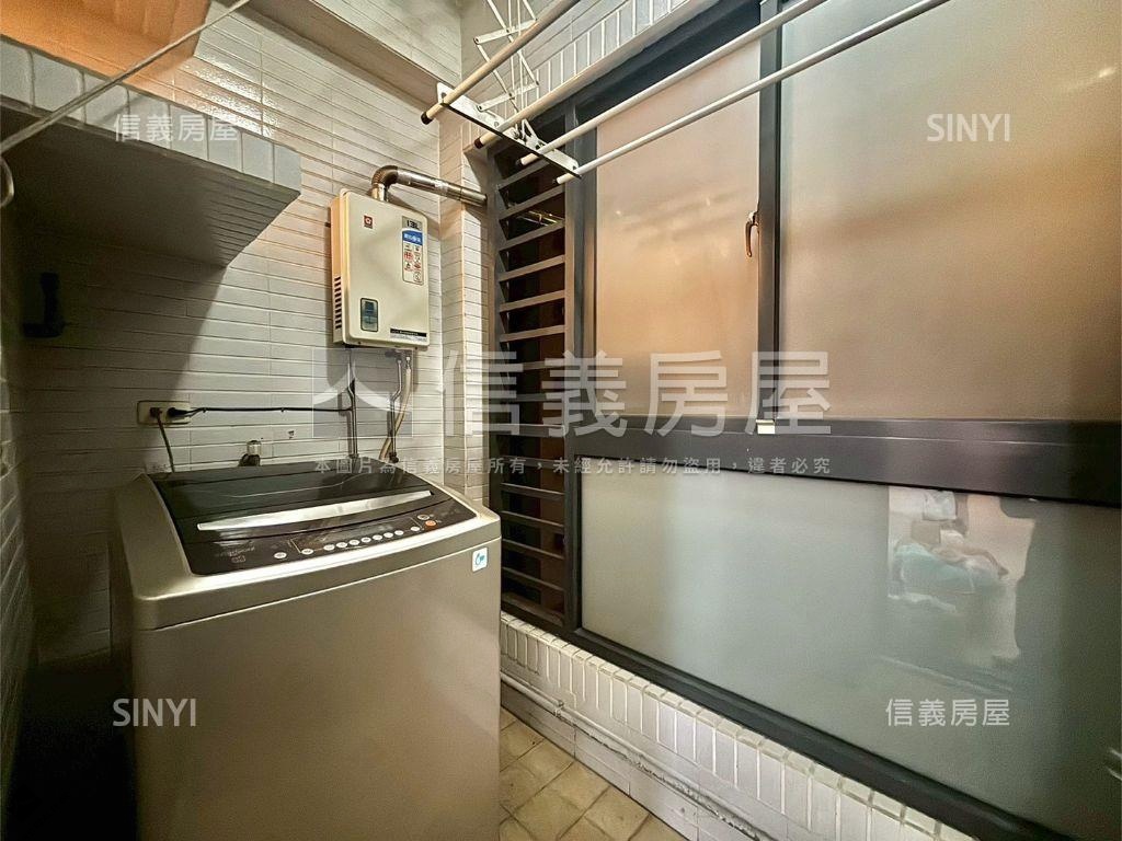 美術館三房車位房屋室內格局與周邊環境