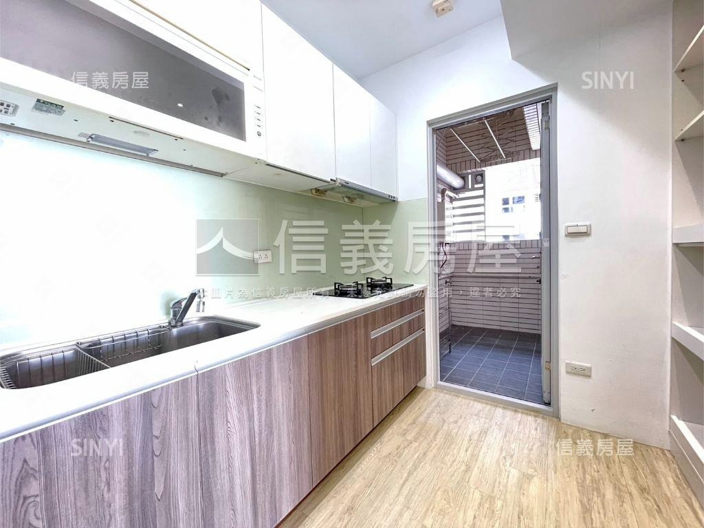 水舞嘉精裝美景三房平車房屋室內格局與周邊環境