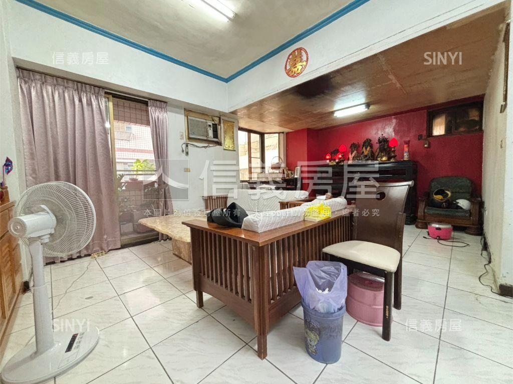 新營三房房屋室內格局與周邊環境