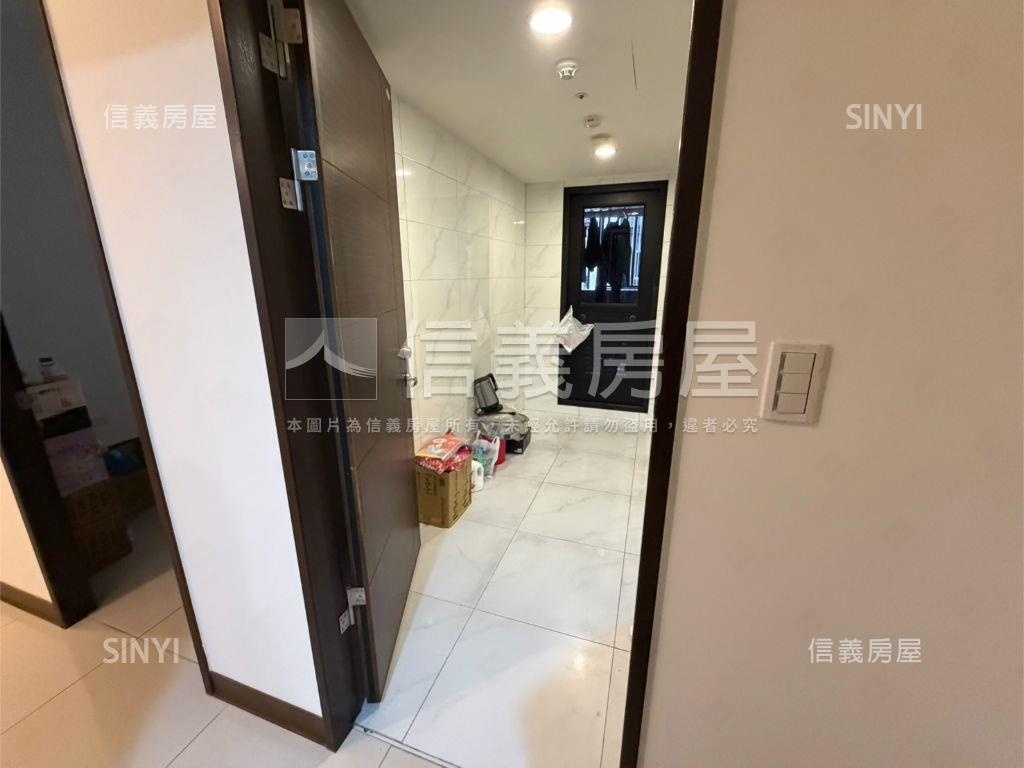 宏盛高樓美景三房房屋室內格局與周邊環境