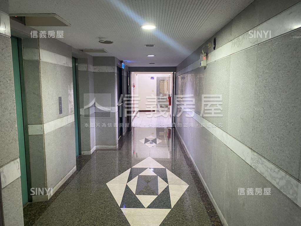 翡翠國城邊間採光兩房房屋室內格局與周邊環境