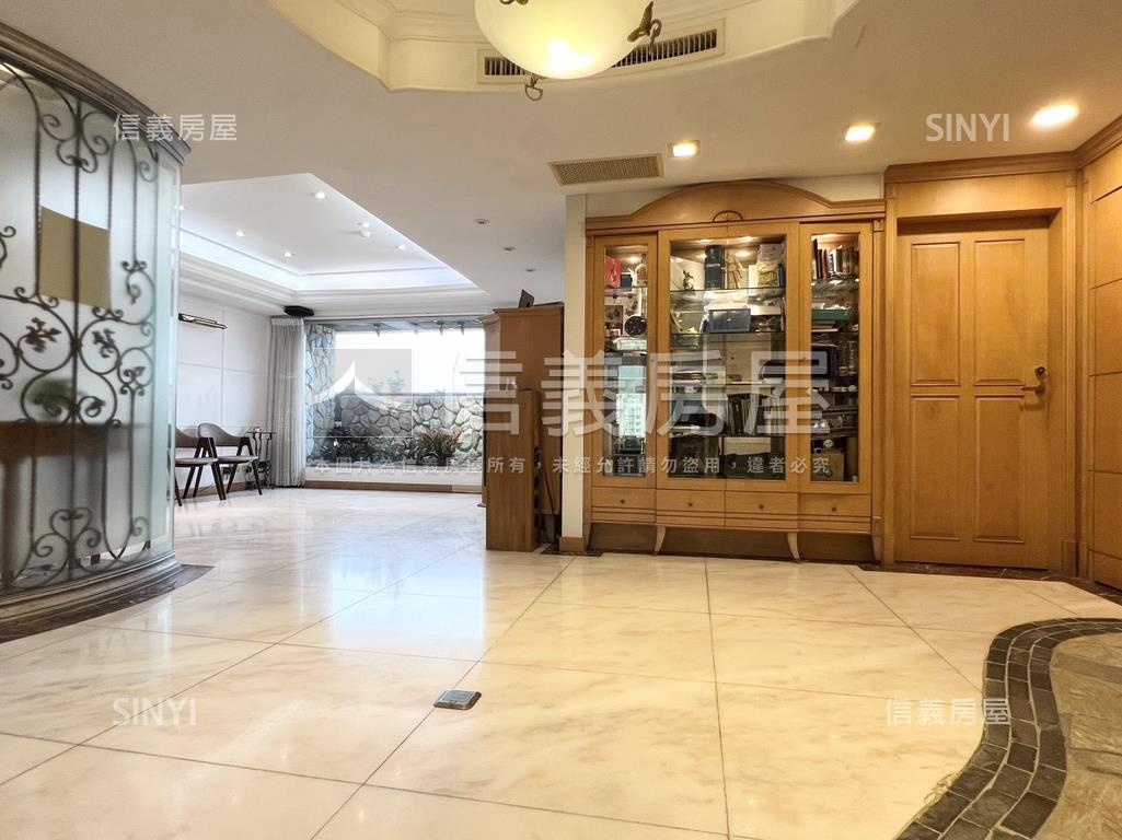 頂溪捷運景觀美宅房屋室內格局與周邊環境