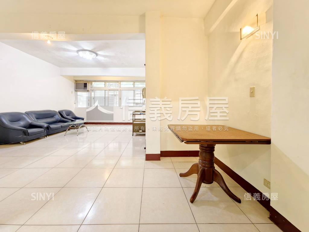 光輝路二樓三房房屋室內格局與周邊環境